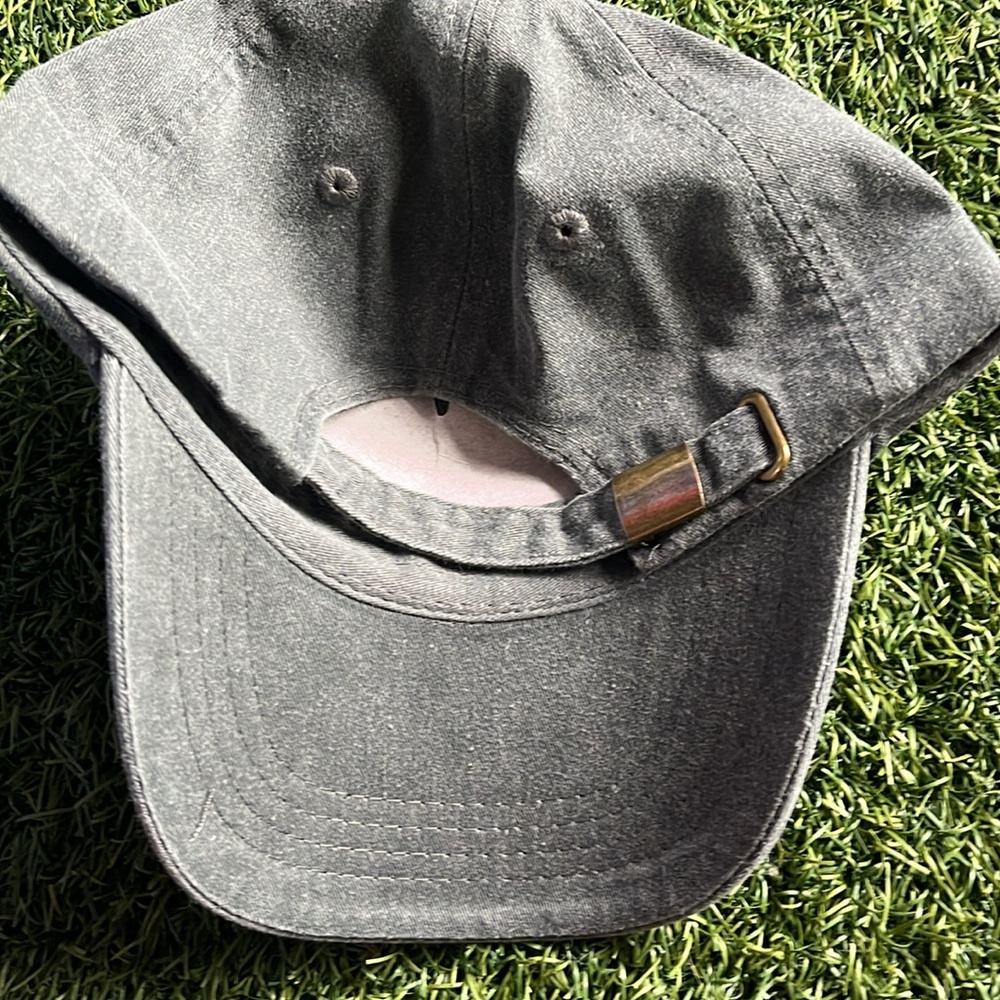 Hat - Picture 3 of 5